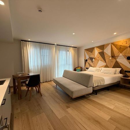 Apartahotel Dos Rios Aínsa Eksteriør billede