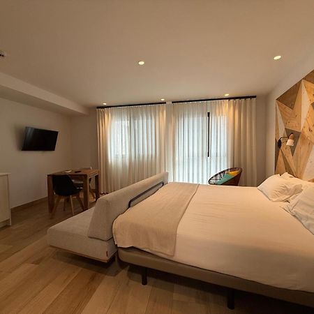 Apartahotel Dos Rios Aínsa Eksteriør billede