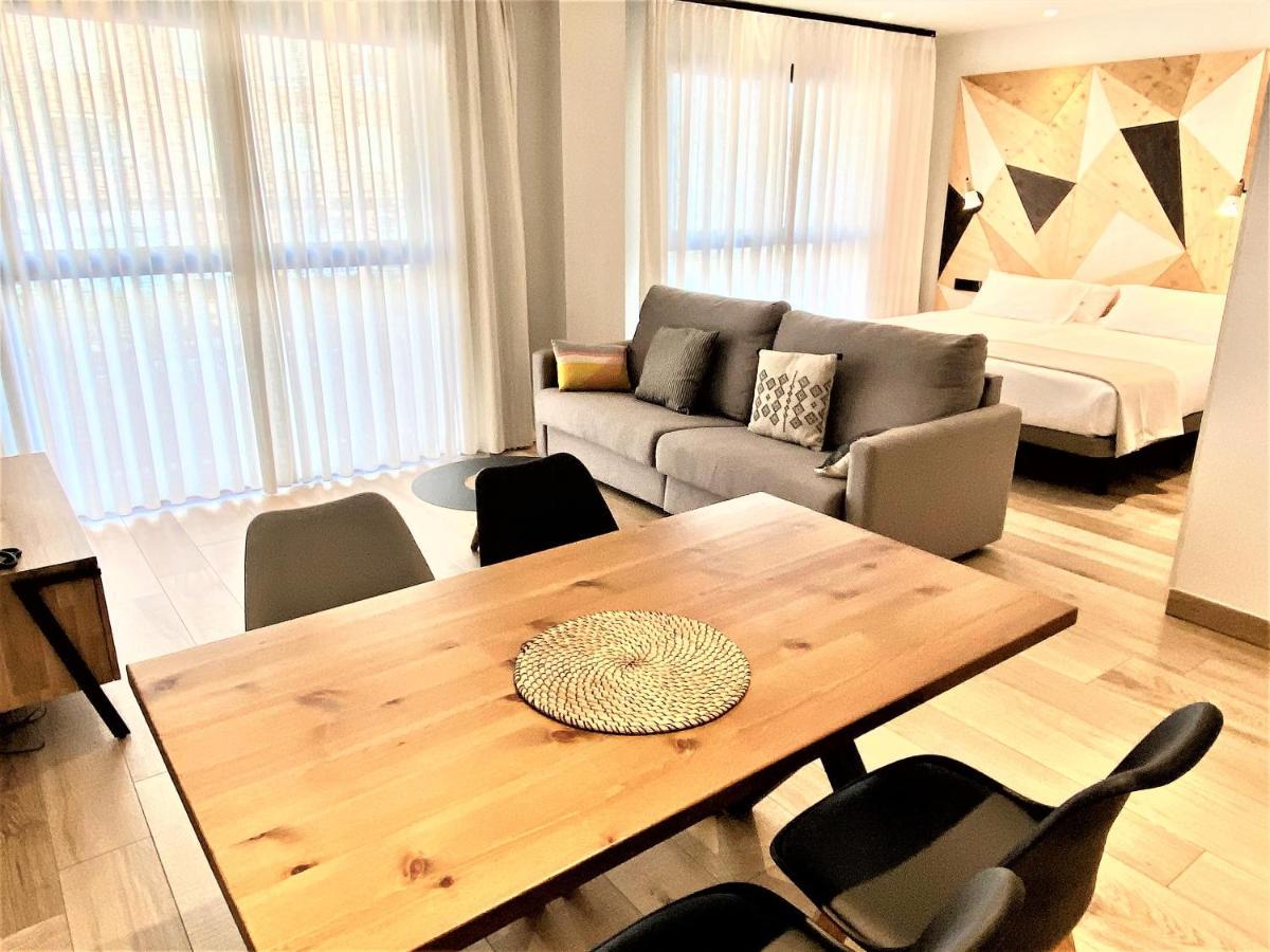 Apartahotel Dos Rios Aínsa Eksteriør billede