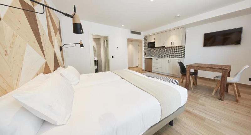 Apartahotel Dos Rios Aínsa Eksteriør billede